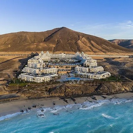 Royal Palm Resort & Spa (Adults Only)-2